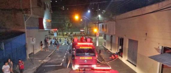 Bombeiros padaria ipatinga.jpeg